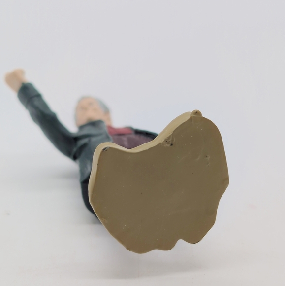 Bilbo Baggins Hobbit Burger King Action Figure - Picture 6 of 7